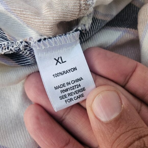 Hester & Orchard Shirt Top Long Sleeve Botton Front Blouse Rayon Plaid Size XL - Picture 8 of 9